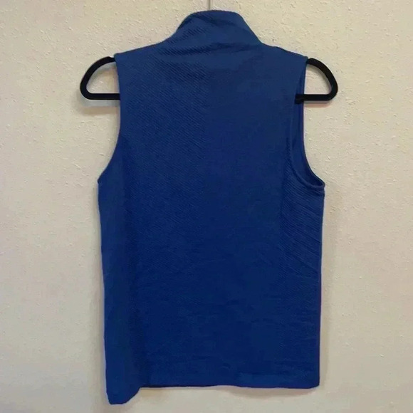 ATHLETA Women’s High Neck Sleeveless Shirt - Picture 5 of 8